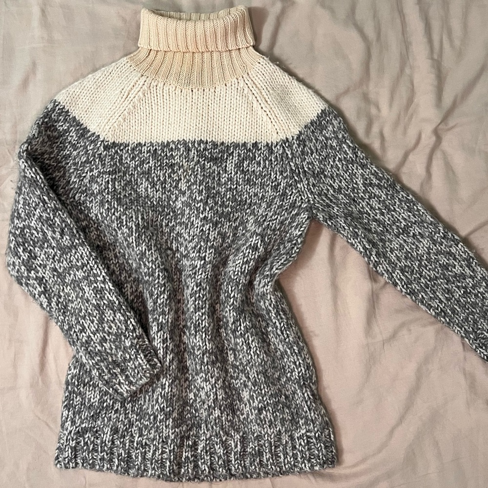 J. Crew Two-Tone Turtleneck Sweater in Gray and Cream